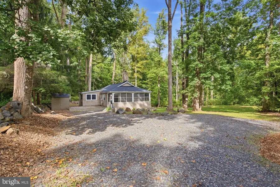 1819 Snyder Rd, Green Lane, PA 18054 - #2