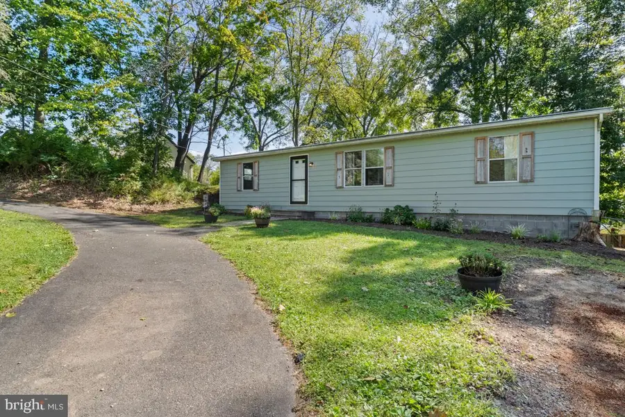 1026 Magazine Rd, Green Lane, PA 18054 - #3