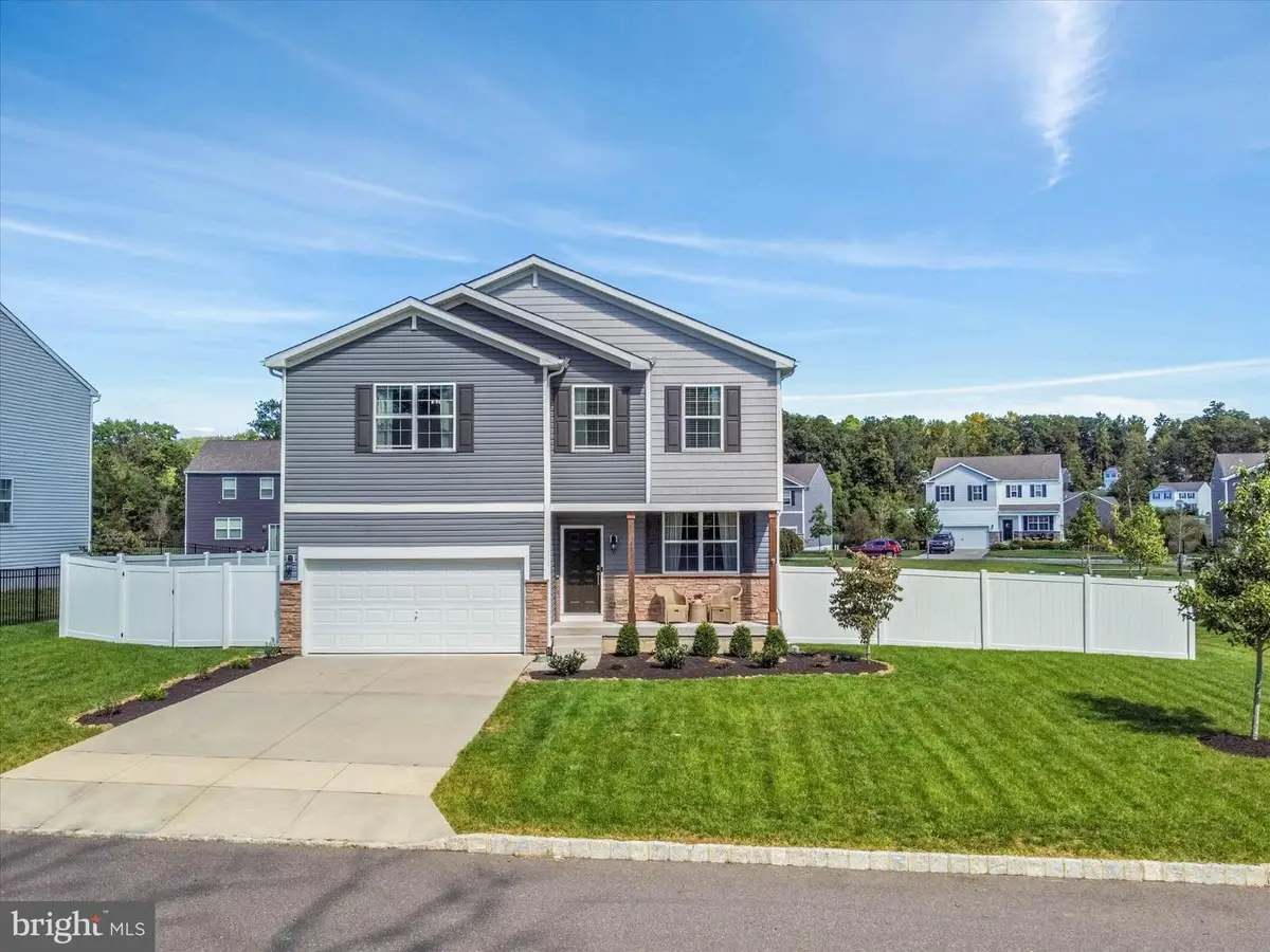 111 Snoopy Ln #, Schwenksville, PA 19473 - #1