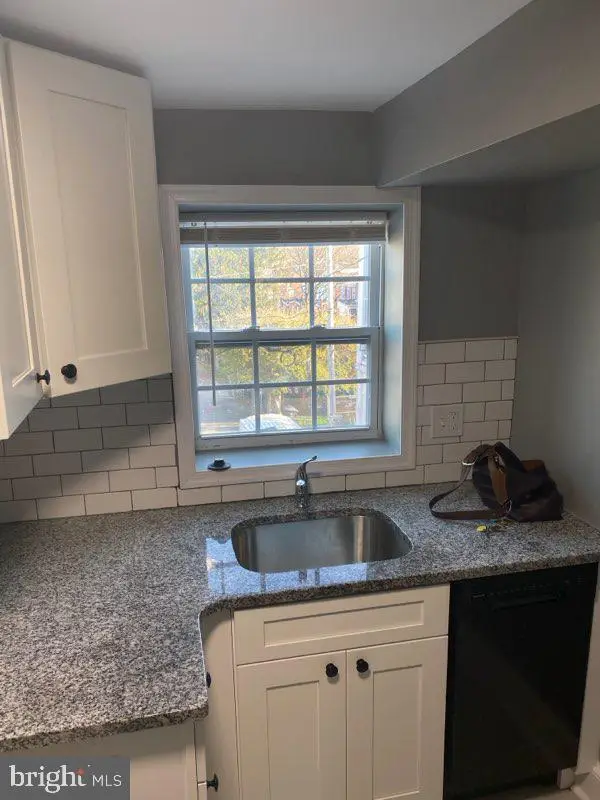 610 Green St, Norristown, PA 19401 - #3