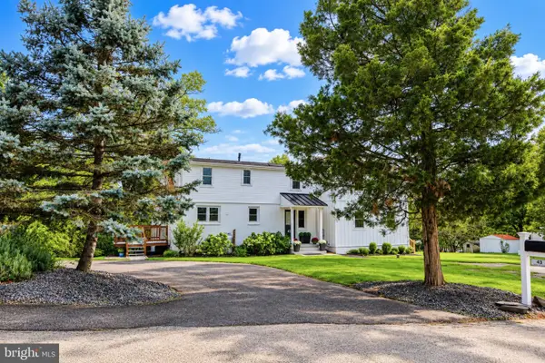 43 Henry Ave, COLLEGEVILLE, PA 19426