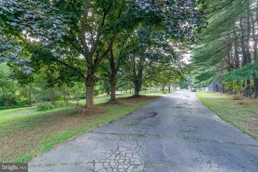 1135 Romsey Dr, Blue Bell, PA 19422 - #2