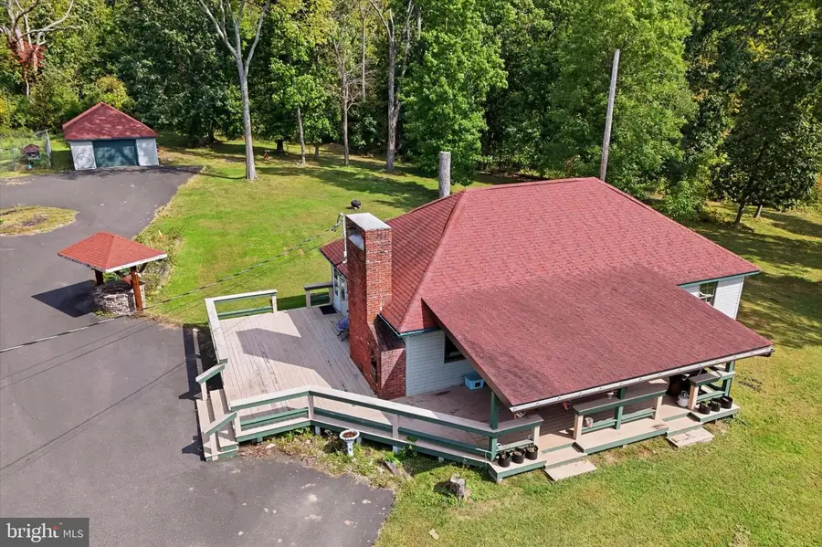2070 Hendricks Station Rd #, Harleysville, PA 19438 - #2