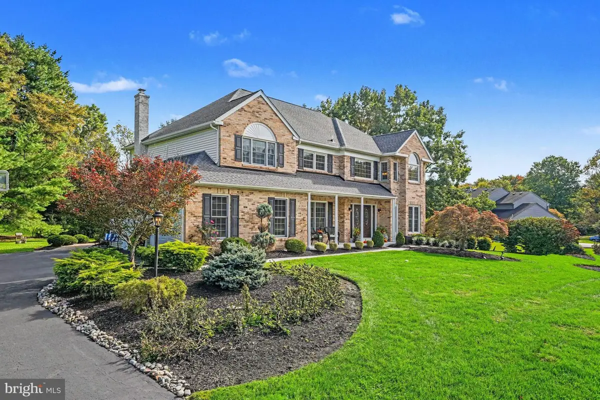 1075 Carriage Ln, Blue Bell, PA 19422 - #1