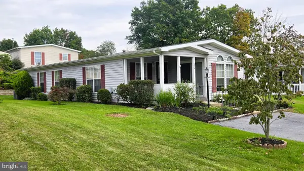30 Juniper Ct E #, HARLEYSVILLE, PA 19438