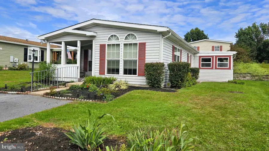30 Juniper Ct E #, Harleysville, PA 19438 - #3