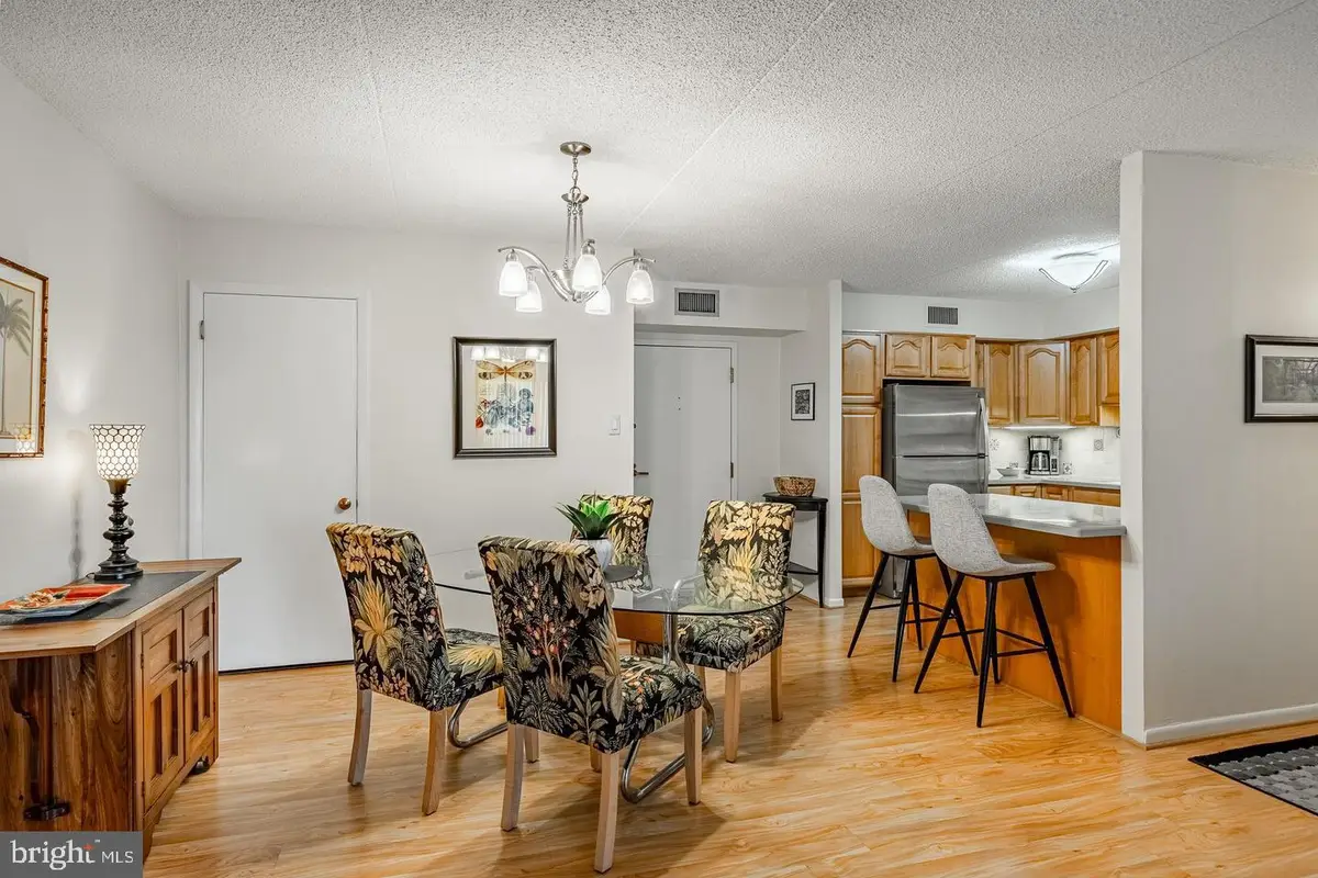 10719 Valley Forge Cir #719, King Of Prussia, PA 19406 - #1