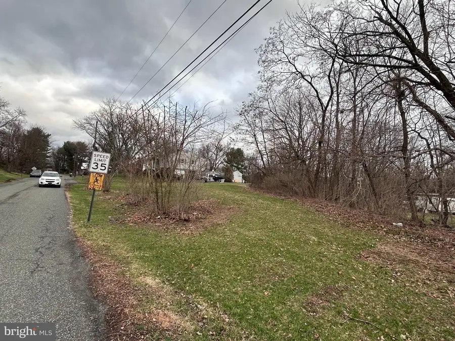 140 Jackson Rd #, Gilbertsville, PA 19525 - #2
