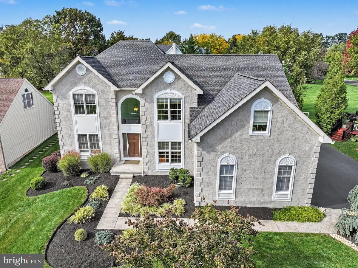 302 Centennial Dr, Blue Bell, PA 19422 - #1