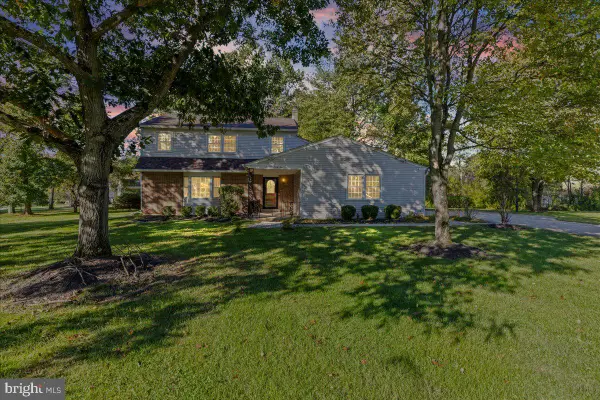 1421 Whitwood Dr, BLUE BELL, PA 19422