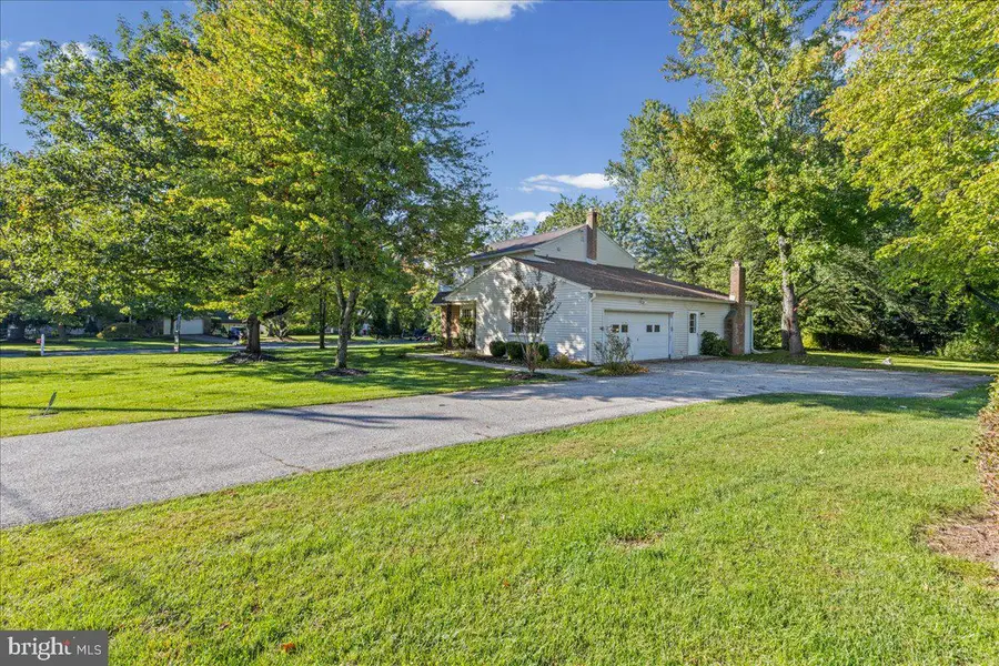 1421 Whitwood Dr, Blue Bell, PA 19422 - #3