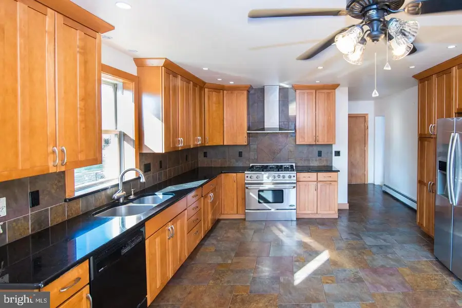 182 Level Rd, Collegeville, PA 19426 - #2