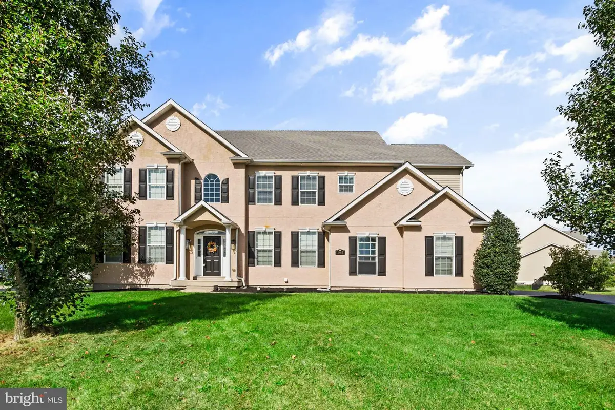 100 Lilac Ln, Gilbertsville, PA 19525 - #1