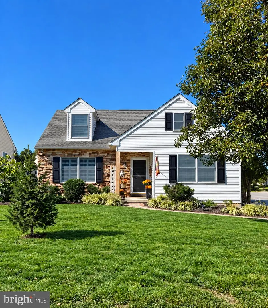 137 E 11th St #, Pennsburg, PA 18073 - #1
