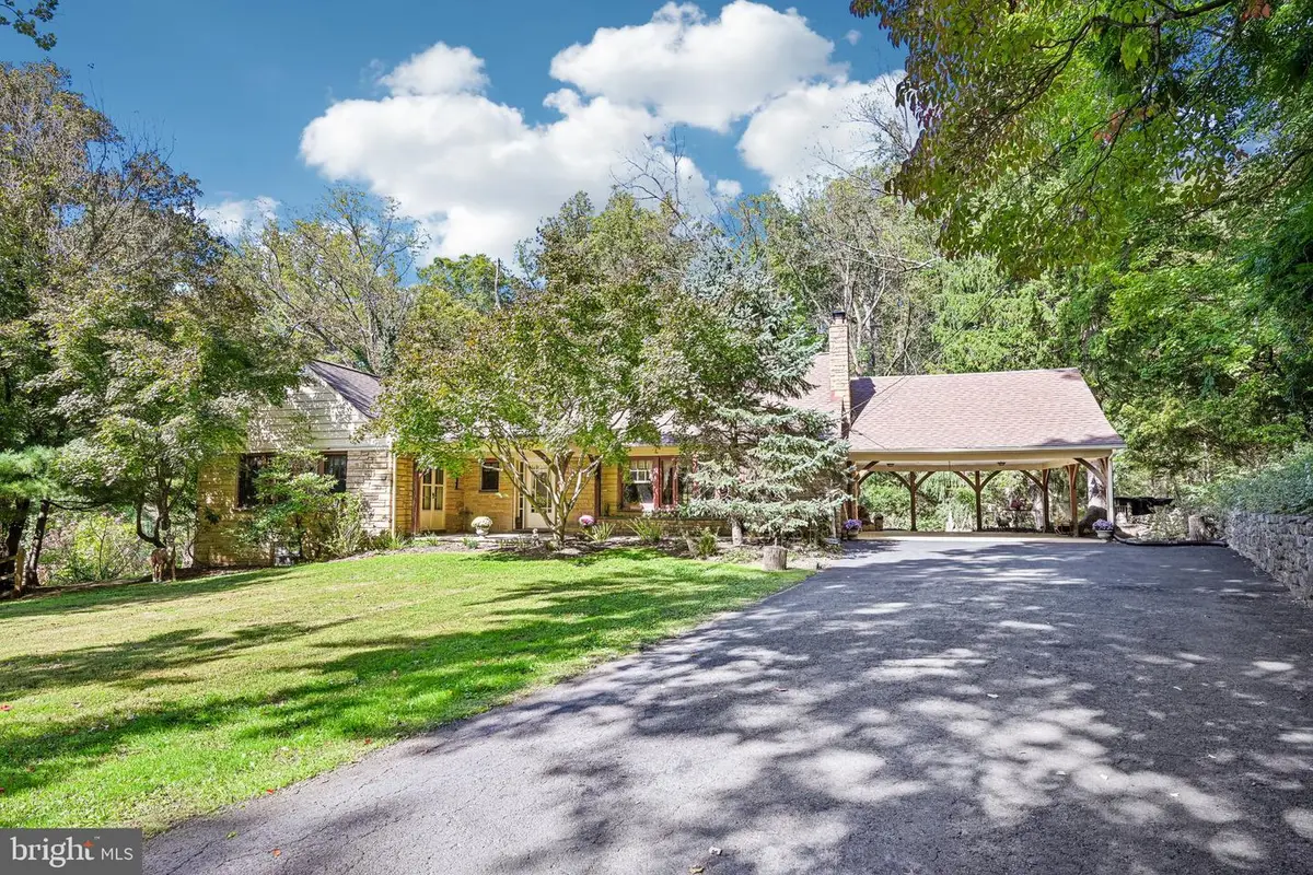 3 Moredon Rd #, Huntingdon Valley, PA 19006 - #1