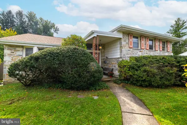 2004 Lodges Ln, ORELAND, PA 19075