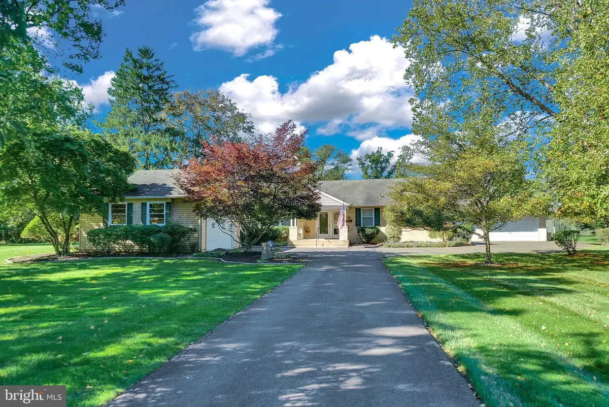 831 Plymouth Rd, Ambler, PA 19002 - #1