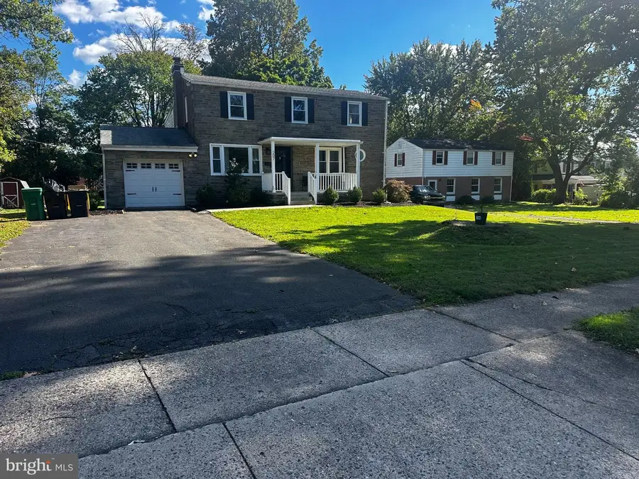 207 Greenwood Rd #, Lansdale, PA 19446 - #2