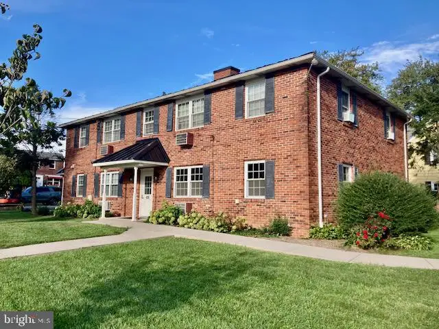 429 Edgemont Ave, Lansdale, PA 19446 - #2
