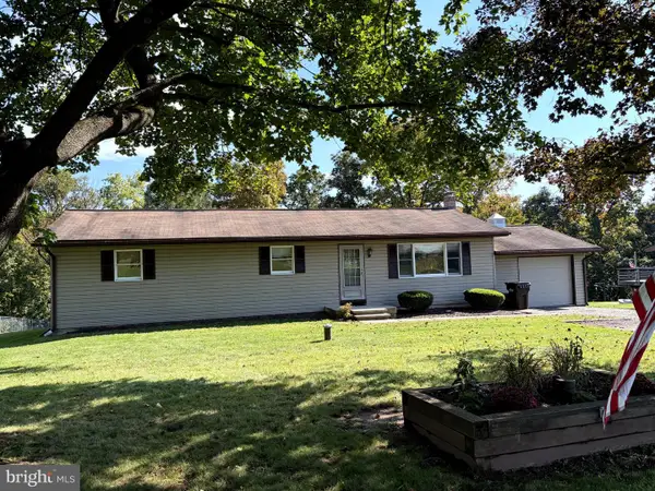 1026 Hosensack Rd, PALM, PA 18070