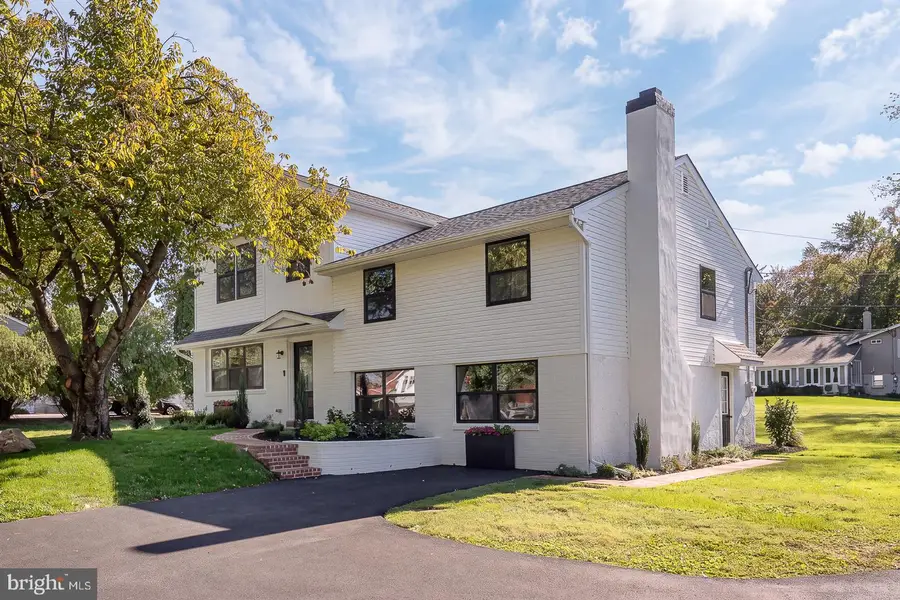 942 Surrey Dr, Blue Bell, PA 19422 - #3