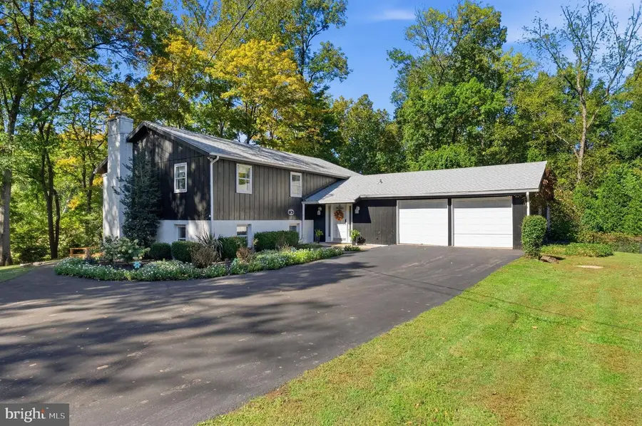 4822 Perkiomen Creek Rd #, Schwenksville, PA 19473 - #3