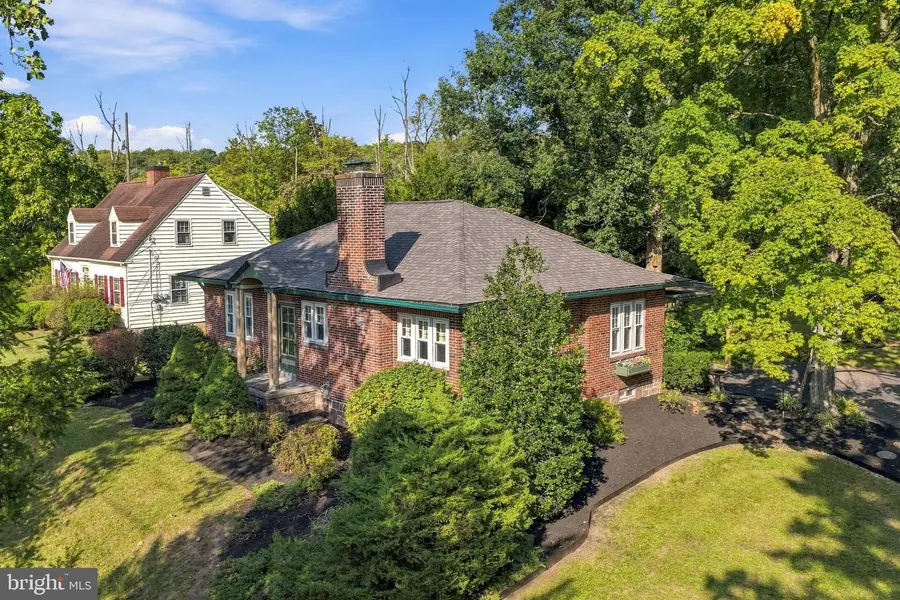 1234 Farmington Ave, Pottstown, PA 19464 - #3