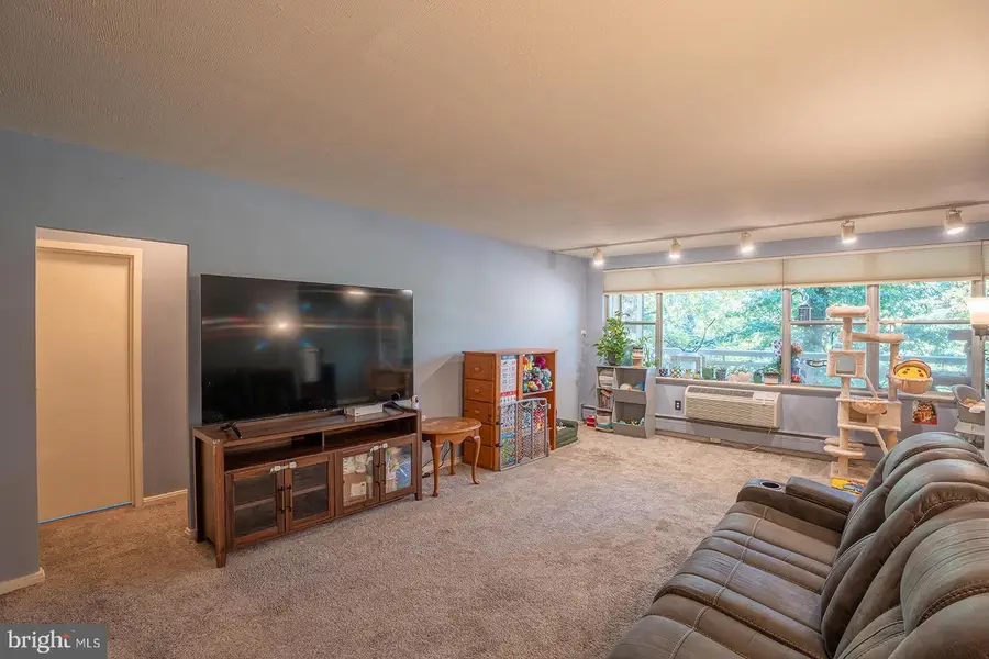 7900 Old York Rd #409-b, Elkins Park, PA 19027 - #3