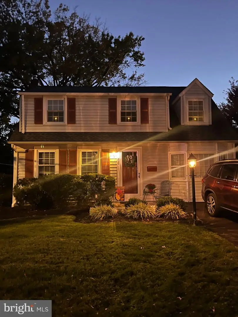 428 Inman Ter, Willow Grove, PA 19090 - #2