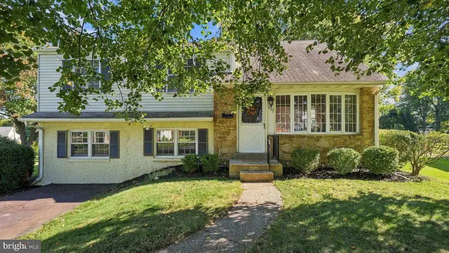 1037 Pross Rd #, Lansdale, PA 19446 - #2