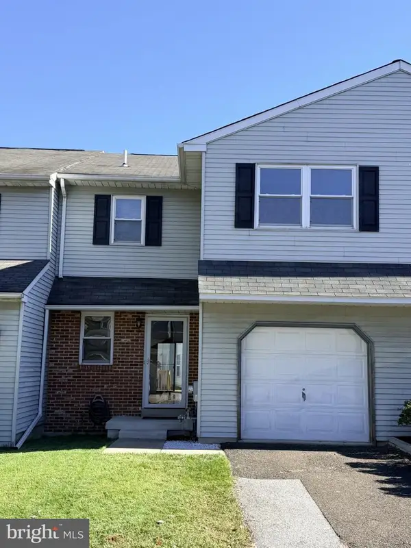 114 Red Haven Dr, NORTH WALES, PA 19454