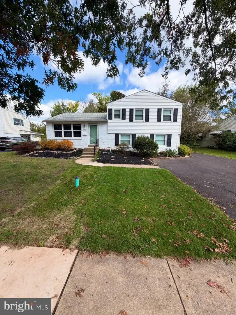 1127 Emerald Ave #, Lansdale, PA 19446 - #1