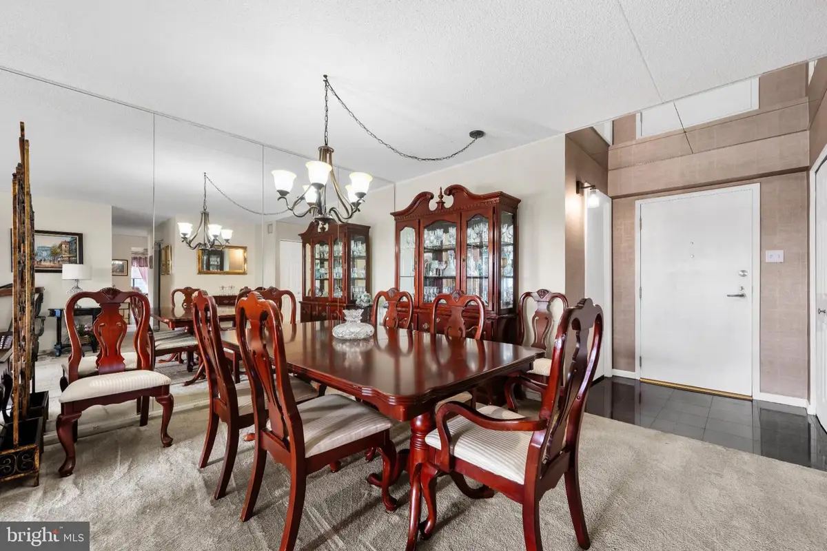 10611 Valley Forge Cir #611, King Of Prussia, PA 19406 - #1