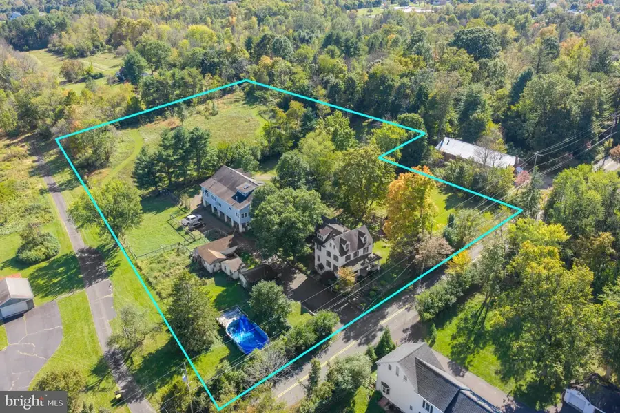 758 Perkiomenville Rd, Perkiomenville, PA 18074 - #2