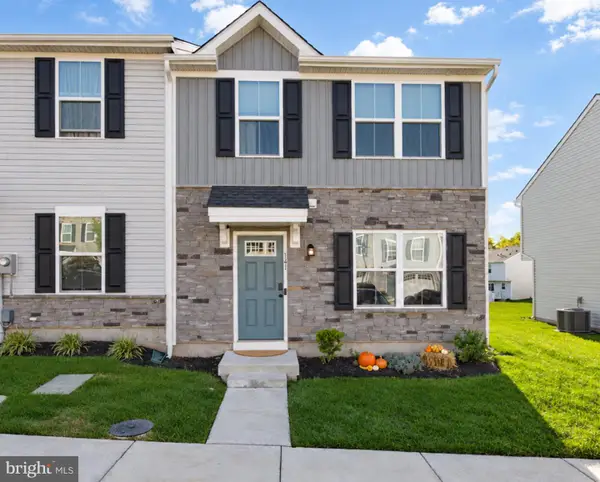 141 Nelson Ln, POTTSTOWN, PA 19464