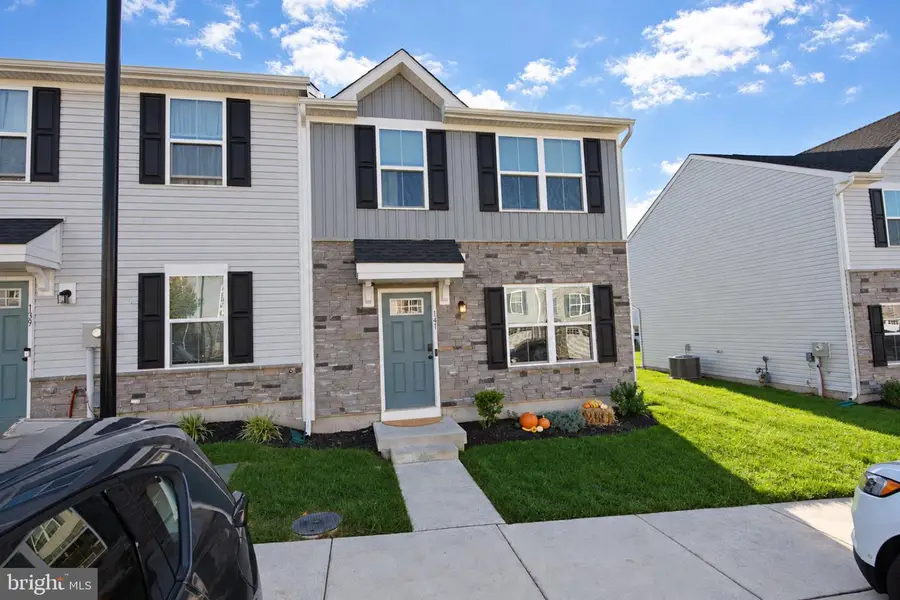 141 Nelson Ln, Pottstown, PA 19464 - #3
