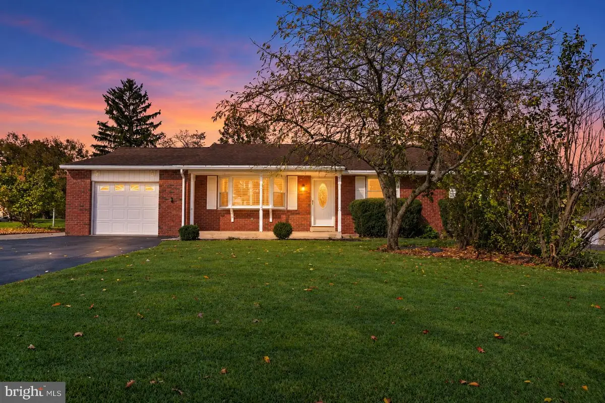 31 Oak St #, Gilbertsville, PA 19525 - #1