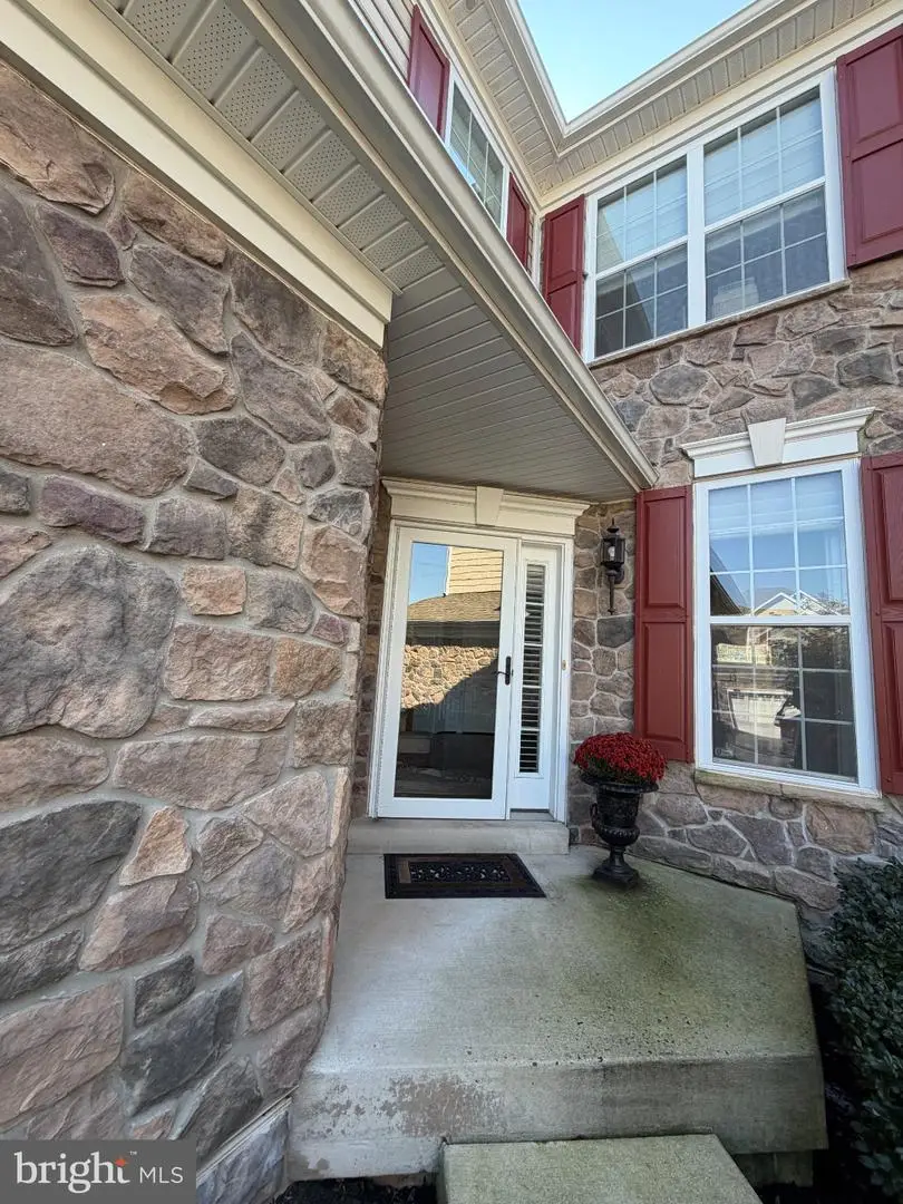 14 Iron Hill Way, Collegeville, PA 19426 - #3