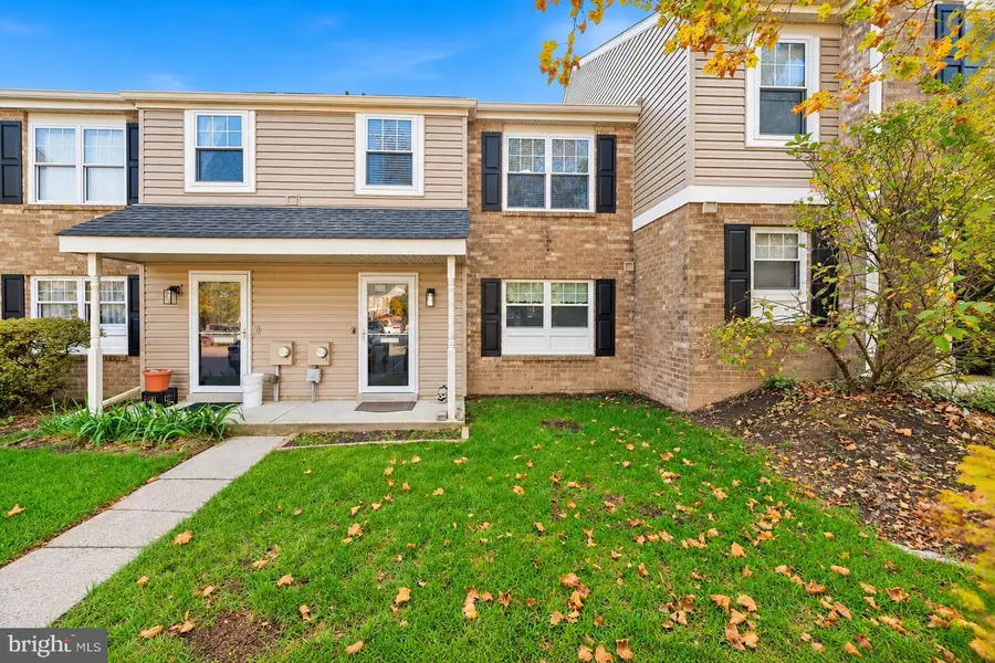 25 Yorktown Ct, Blue Bell, PA 19422 - #2