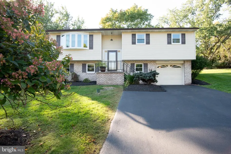 1199 Randy Dr #, Pottstown, PA 19464 - #2