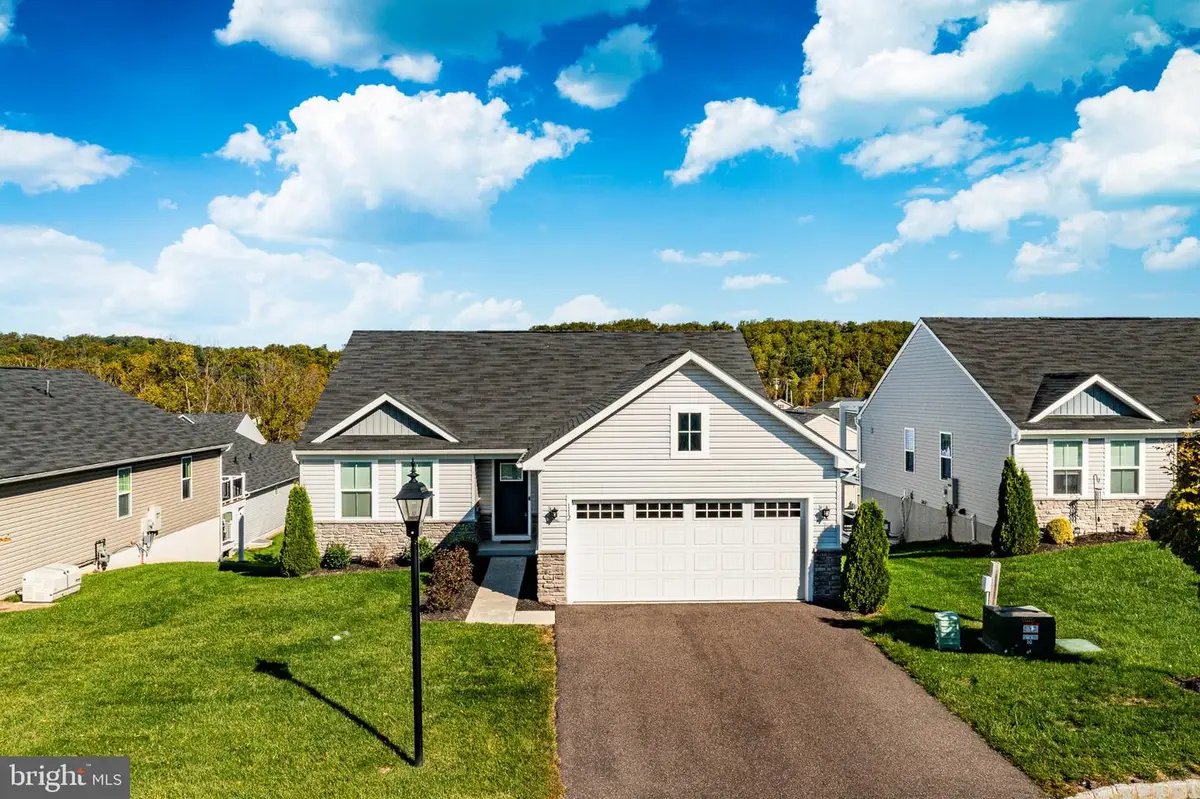 112 Zachary Way #, Pottstown, PA 19464 - #1