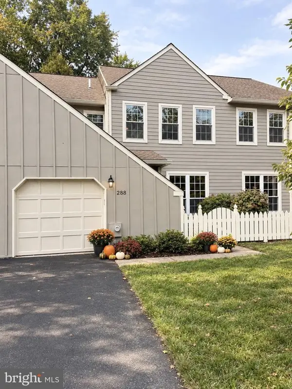 288 Tulip Tree Ct, BLUE BELL, PA 19422