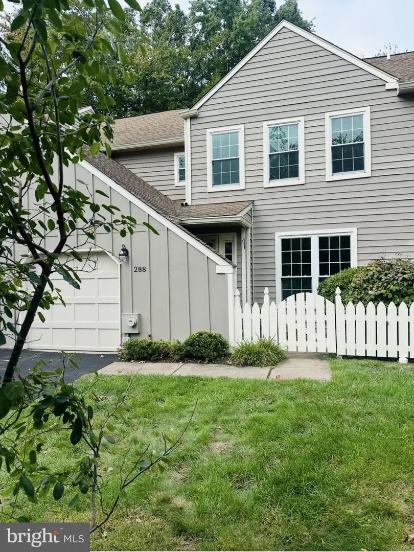 288 Tulip Tree Ct, Blue Bell, PA 19422 - #3
