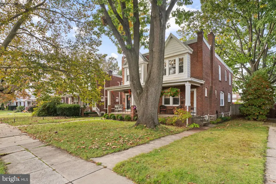 1721 Powell St, Norristown, PA 19401 - #2