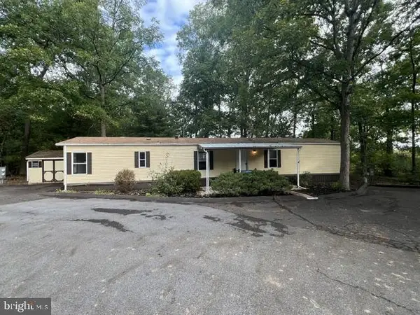 732 Dogwood Dr, GREEN LANE, PA 18054
