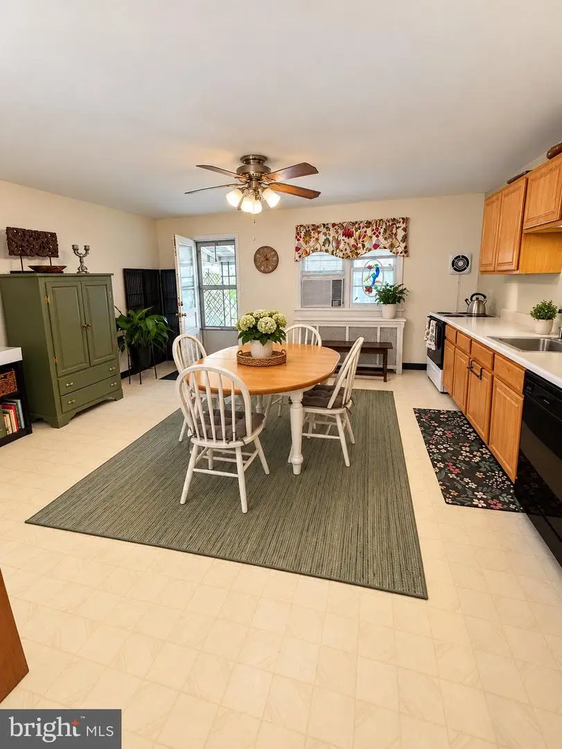 107 Maple St, Conshohocken, PA 19428 - #3