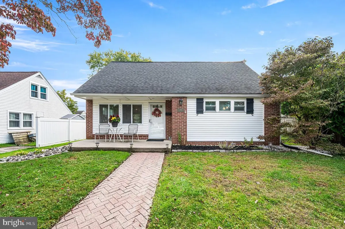 26 Lynn Dr, West Norriton, PA 19403 - #1