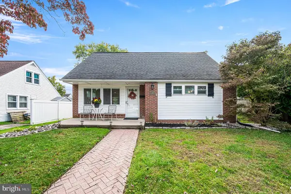 26 Lynn Dr, WEST NORRITON, PA 19403