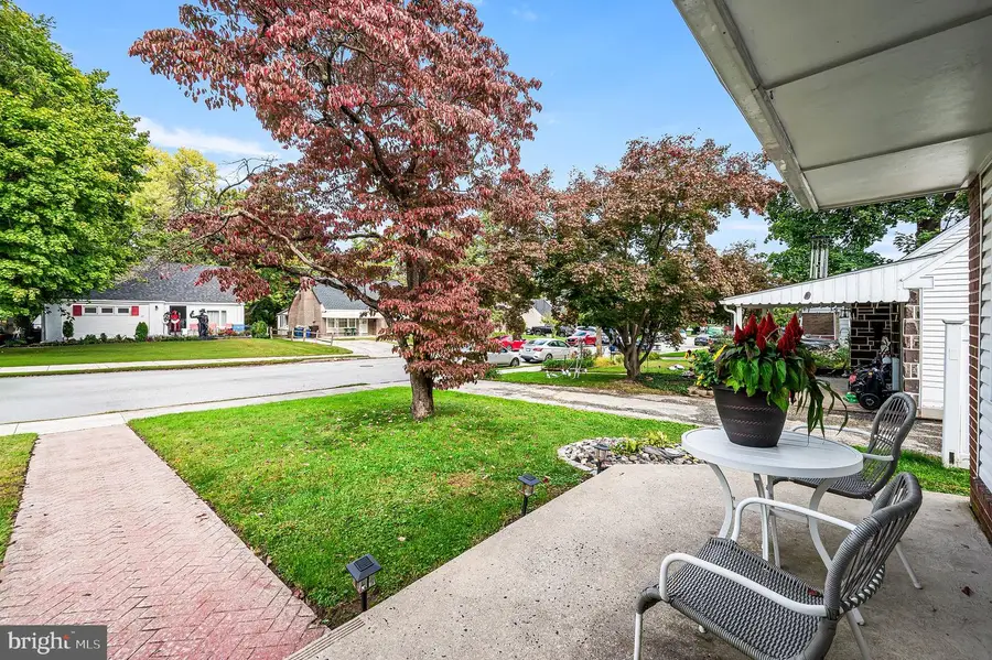26 Lynn Dr, West Norriton, PA 19403 - #2