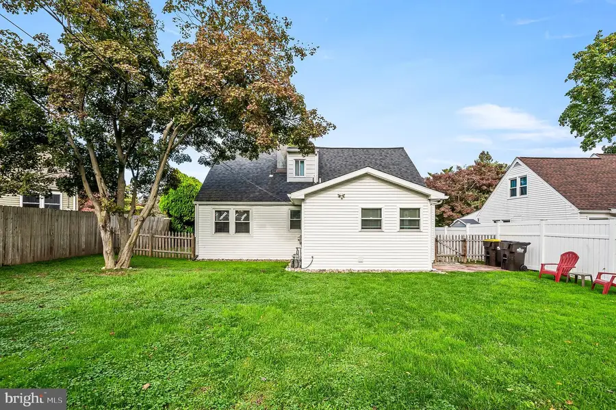 26 Lynn Dr, West Norriton, PA 19403 - #3
